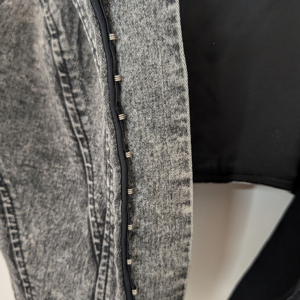 Gray Denim Women's Top - Picture 4 of 6